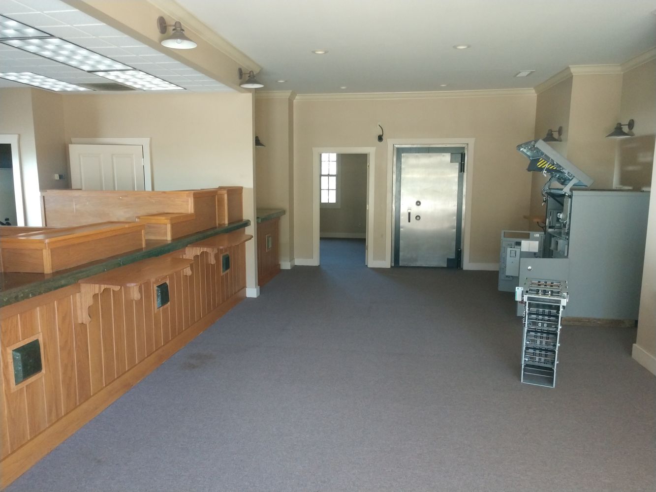 Tower Community Bank: 12500 Highway 28, Whitwell, TN 37397